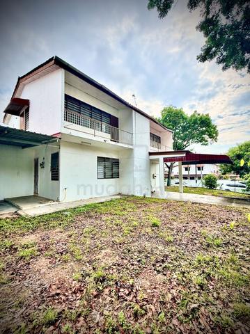 Exclusive: Corner Double-Storey Semi-Detached House in Minden Heights. 1