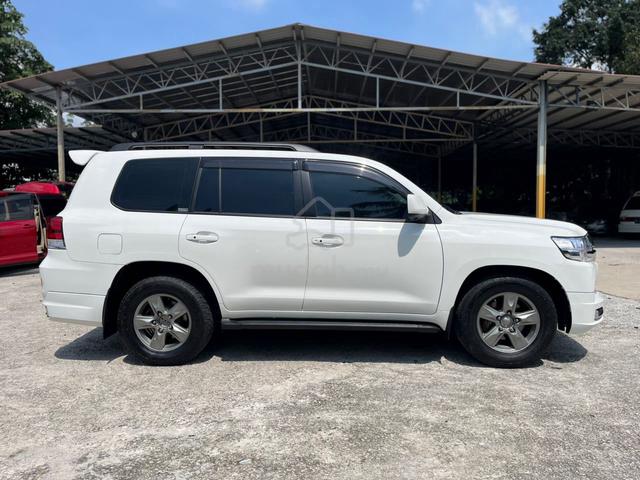 LKD 2008/2011 Toyota LANDCRUISER 4.7 AX UZJ200W FL - 4