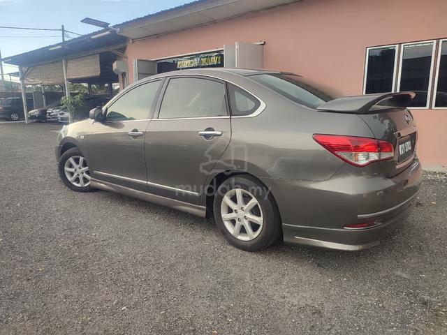 2013 Nissan SYLPHY 2.0 PREMIUM IMPUL ENHANCED (A) - 4