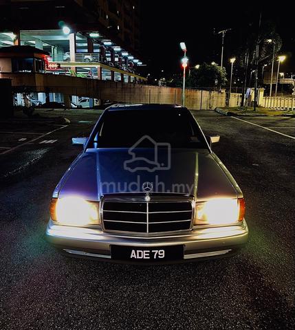 Mercedes Benz 190E B 1.9 (A) - 4