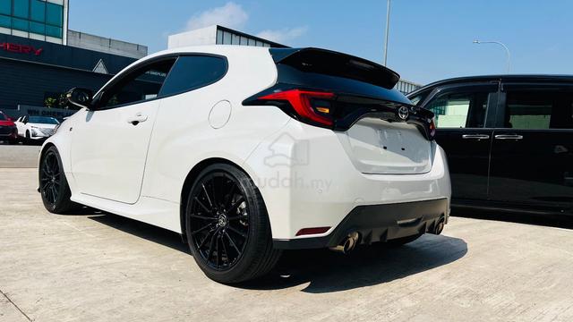 2022 Toyota GR YARIS 1.5 RS (A) - 3