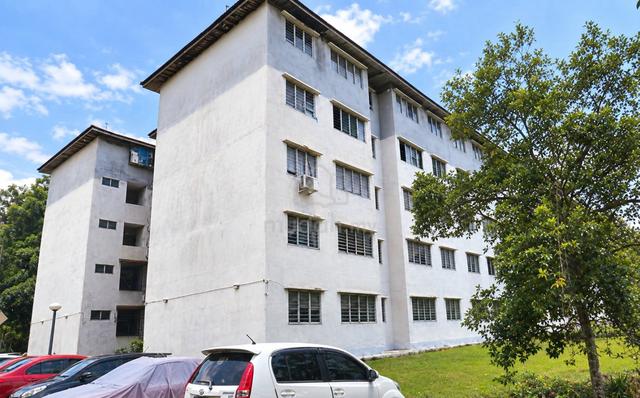 Taman Alam Perdana Apartment 1