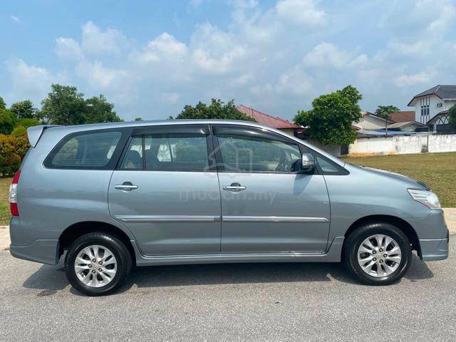 Toyota Innova 2.0 G Auto - 3