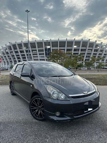 2003 Toyota WISH 2.0 (A) - 4