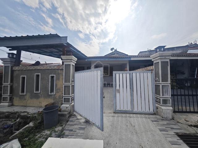 Single Storey Terrace Taman Desa Vista Salak Tinggi 1