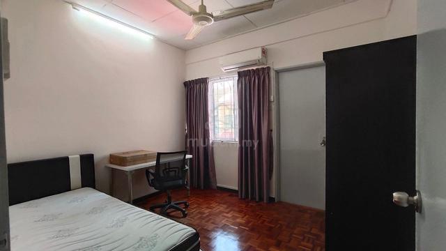 PJS 9 Sunway Subang Room, 8 mins walk to BRT, Sunway Medical & Pyramid 1