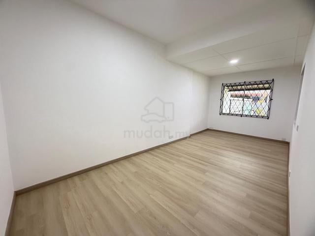 Tabuan Dusun Double Storey Semi D House For Rent near Tabuan Jaya 1