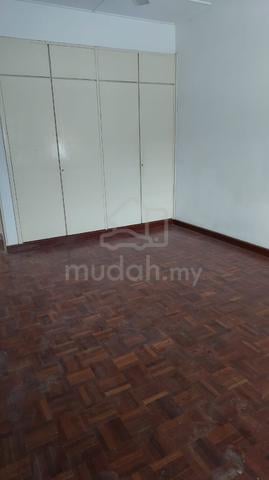 Double Storey House SS1 Petaling Jaya Partially furnished 1