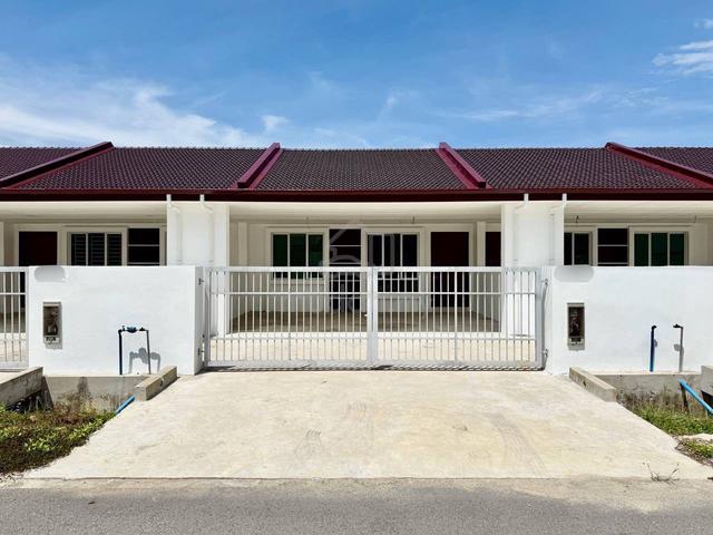 Single Storey Terrace Intermediate House for Rent at Southlake Miri 1