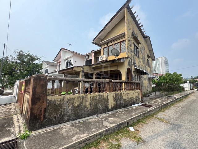 Teres Endlot Haji Ahmad ( belakang ECM) 1