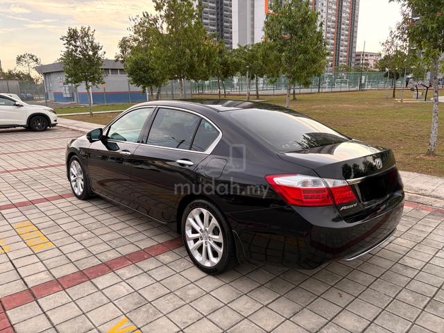 Honda Accord 2.4 2014 VTi-L tiptop - 2