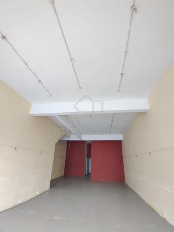 Bandar Dato Onn Perjiranan 4 Three Storey Shoplot 22x70 Facing CarPark 1