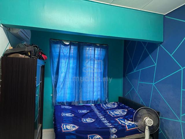 Room Rental For Indian Female (Tampoi) 1
