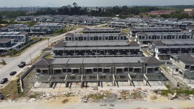 Samarahan Midway City Garden Double 3mins to Riveria (LIMITED UNITS) 1