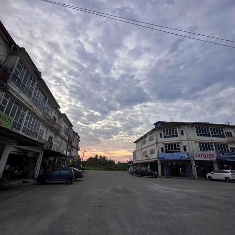 3-Storey Shoplot For Rent @ Jalan Perisai 2, Endau Johor 1