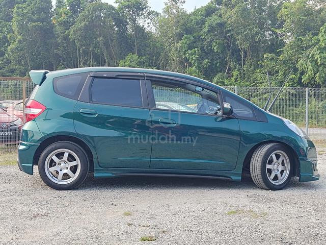 2014 Honda JAZZ 1.5L I-VTEC - 2