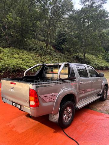 2009 Toyota HILUX 2.5 G DUAL CAB (M) - 2
