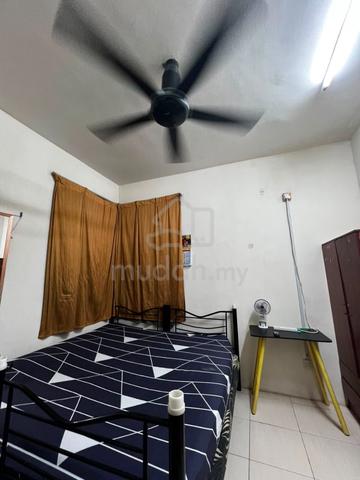 Bilik view luar condo untuk disewa di pv10 condominium 1