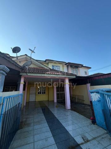 CHEAPEST+NEGOTIABLE Double Storey Taman Senohong 1