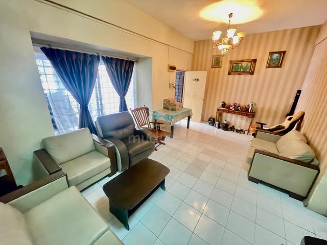 (EXTENDED)Double Storey Taman Sinaran Cheras Balakong 1