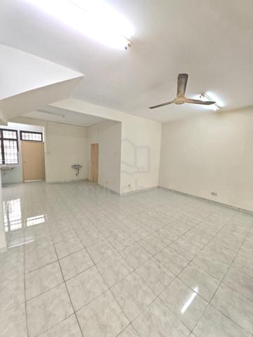 Desa Tebrau double Storey terrace house for sale 1