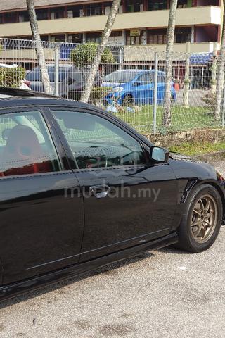 2001 Honda CIVIC 1.7 VTEC (A) - 4