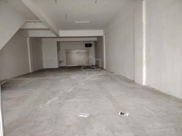 Bandar Puteri 7 Suitable Small Business Storage Coin Laundry Centra 1