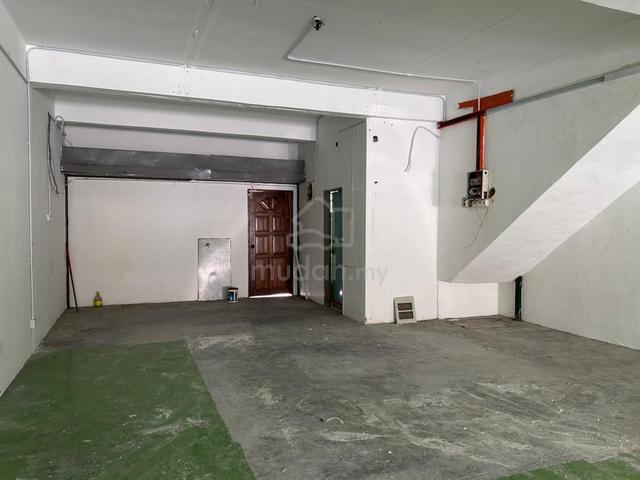 Ground floor shoplot at Bukit Baru for rent 1
