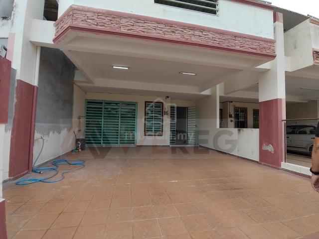 Nearby Botani Bandar Cyber Double Storey Terrace House for Sale 2