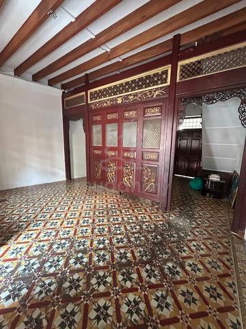 Prewar shophouse at Georgetown 1