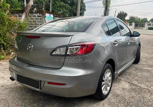 2015 Mazda 3 1.6 SPORT (A) - 2