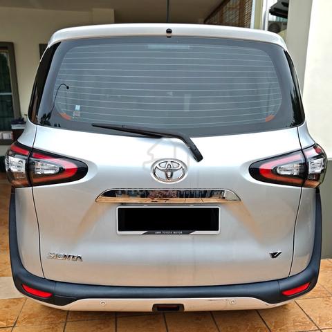 2018 Toyota SIENTA 1.5 V NSP170R (A) - 4