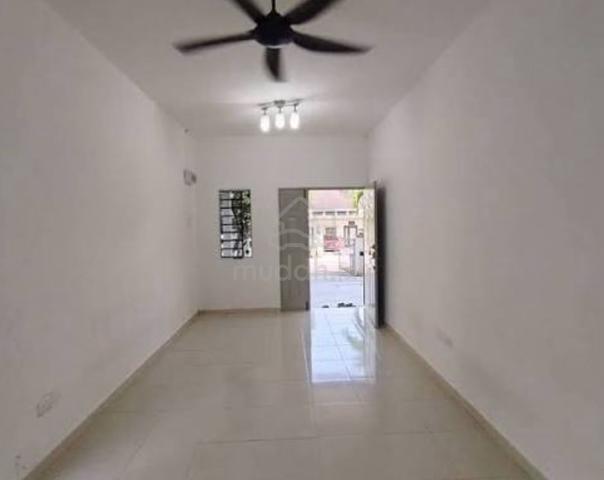 Rumah Sewa Mambau Baru Renovated 1