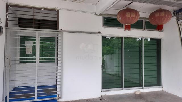 2 storey terrace house facing field for sales in tmn sejati indah SP 1