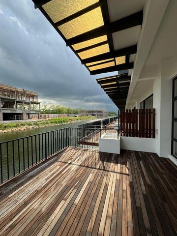 Waterway Residences Senibong Cove 3-Storey Terrace for Sale Permas 1