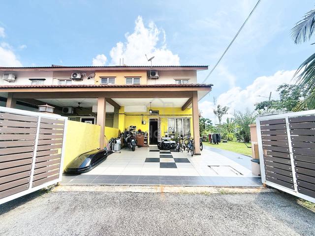 ((TANAH LUAS)) CORNER Double Storey, Taman Idaman Murni Salak Tinggi 1