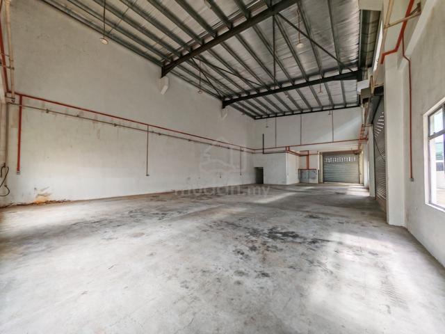 Desa Cemerlang 1.5 Storey Semi D Factory Rent Medium Industrial 1