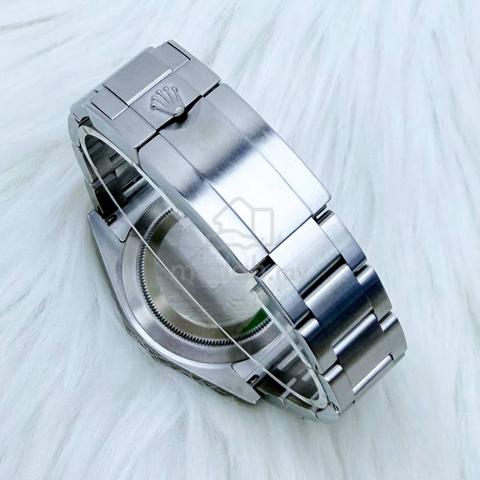 Carousel Image
