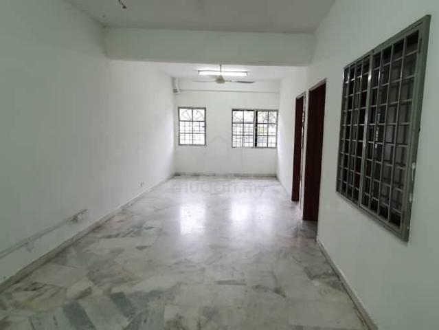 Taman Lembah Maju 600 Apartment 1