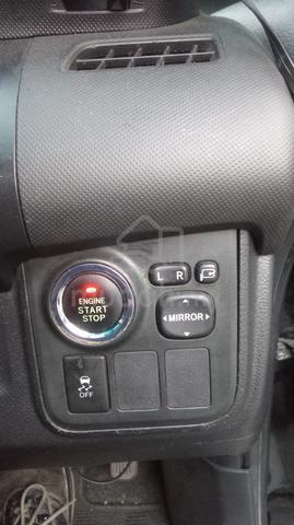 2010 Toyota WISH 1.8 S ZGE20W (A) - 3