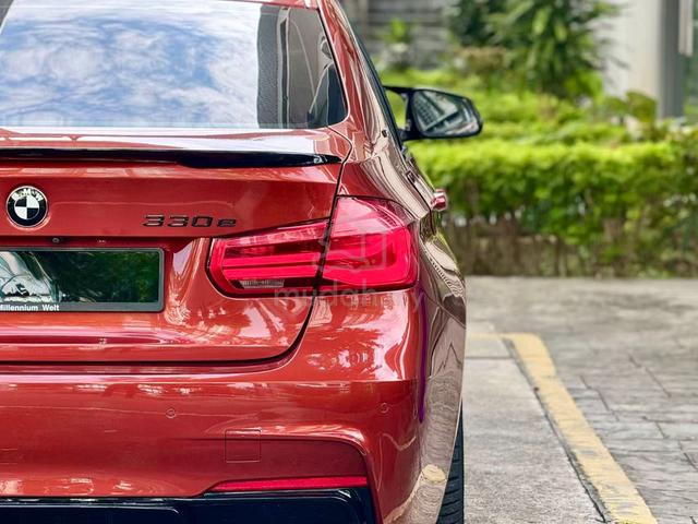 2019 Bmw 330e 2.0 M-SPORT F30 F/Lift S/Roof FBdkit - 5