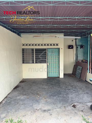 Town Area super value !!! Double Storey Terrace at Taman Sri Putra 1
