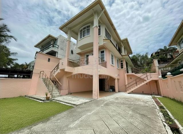 2.5 Storey Full Semi-D Taman Cheras Jaya with large land size 1