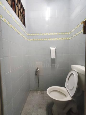 Desa Cemrlang nearby Econsave double storey low cost 2bed&2bath sales 5