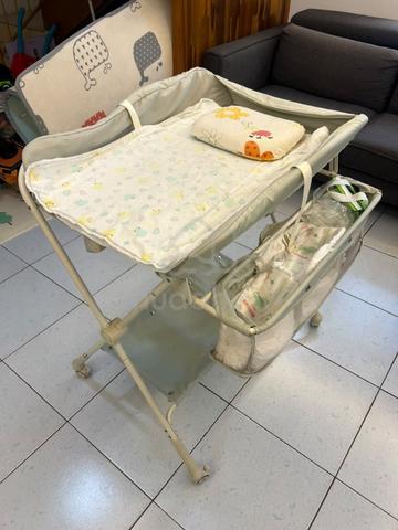 Babycare Napkin Changing Table (Foldable) - photo 2 of 4