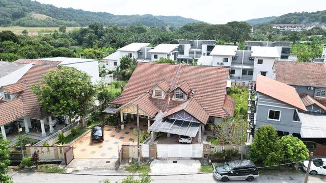 1.5 Storey Semi D House Taman Desa Sentosa Bangi For Sale 1