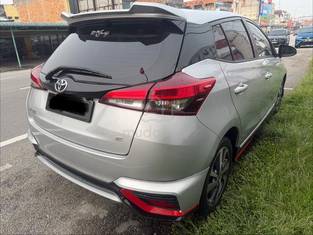 2020 Toyota YARIS 1.5 E A/T ONE OWNER FULL SERVICE - 4
