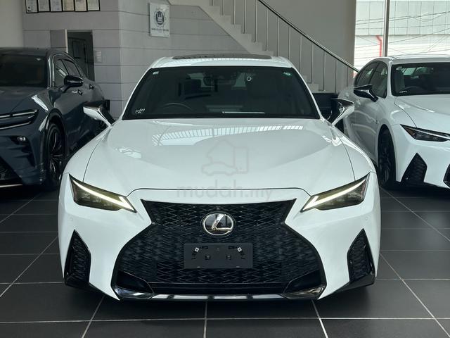 UNREG 2021 Lexus IS300 2.0 F-SPORT - 2