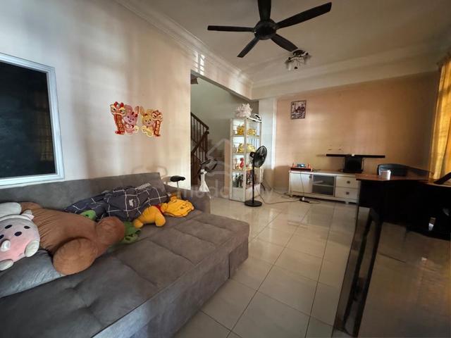 Jalan Indah ( Taman Bukit Indah) 2 Storey Terrace House For Sale 1