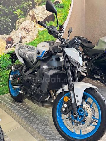 Carousel Image